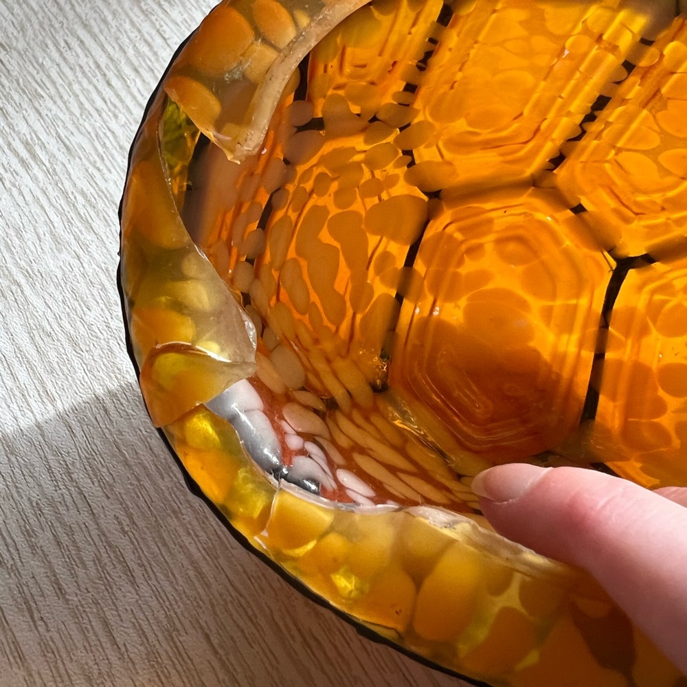 Tiffany Style Amber Glass Turtle Table Lamp - Metal Base Removable Shell - Picture 16 of 17